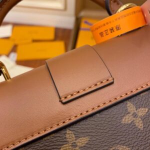 Louis Vuitton LOCKY BB Bag - Image 3