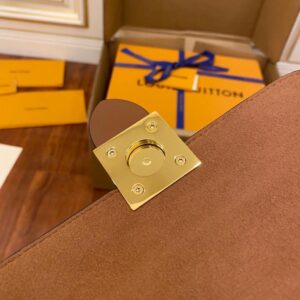 Louis Vuitton LOCKY BB Bag - Image 7