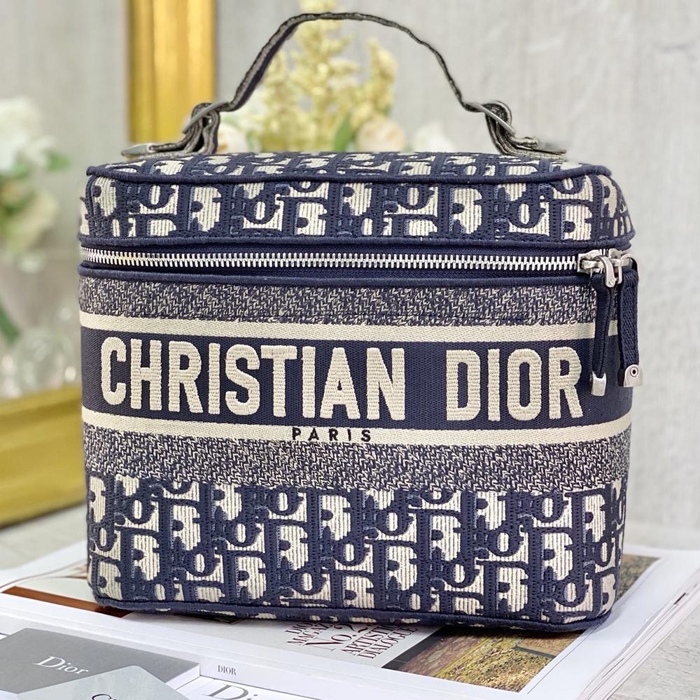 Diortravel Vanity Case - Image 8