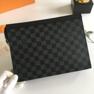 Louis Vuitton Toiletry Pouch - Image 2