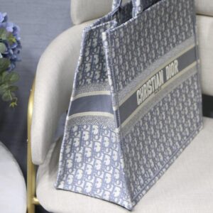 Dior Book Tote - Image 5