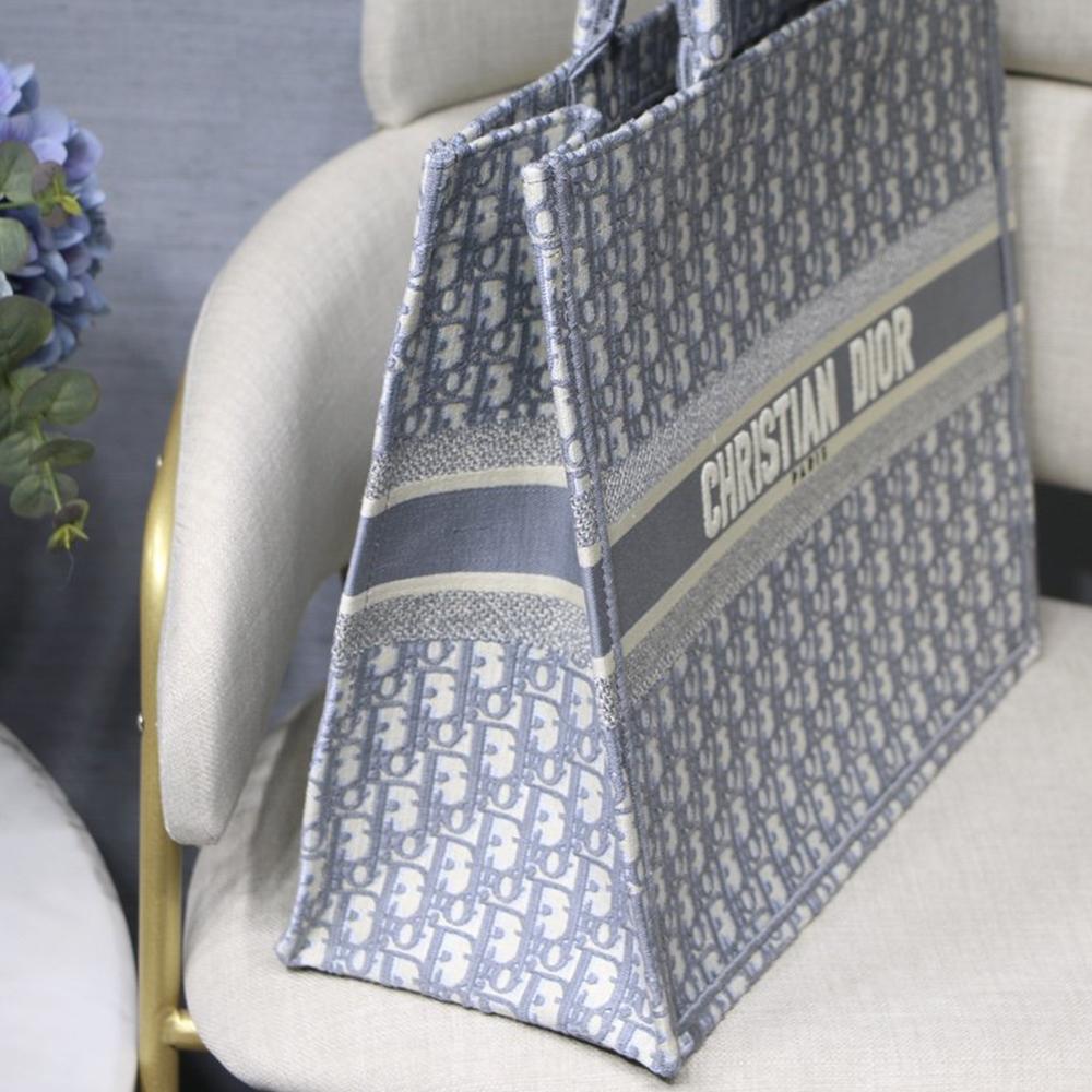 Dior Book Tote - Image 5