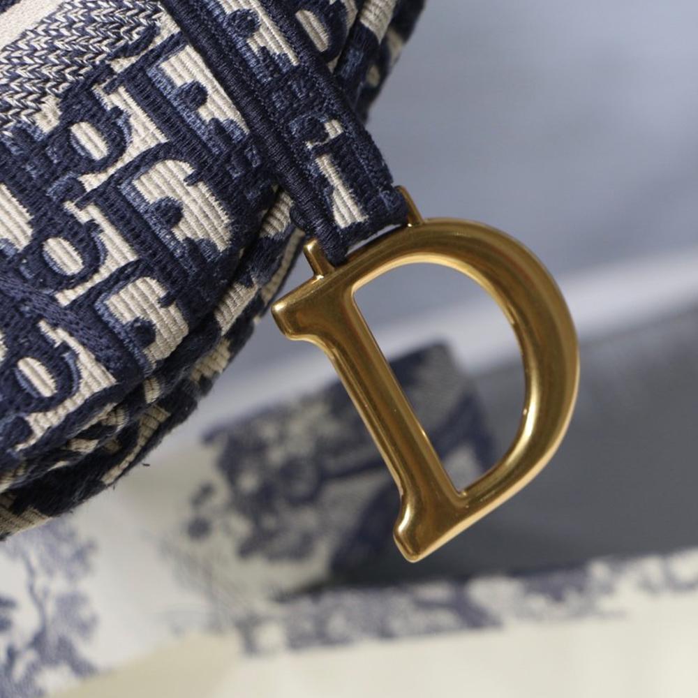 Dior Saddle Bag - Image 5