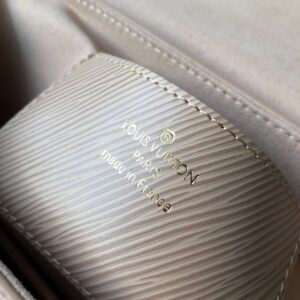 Louis Vuitton TWIST MM - Image 6