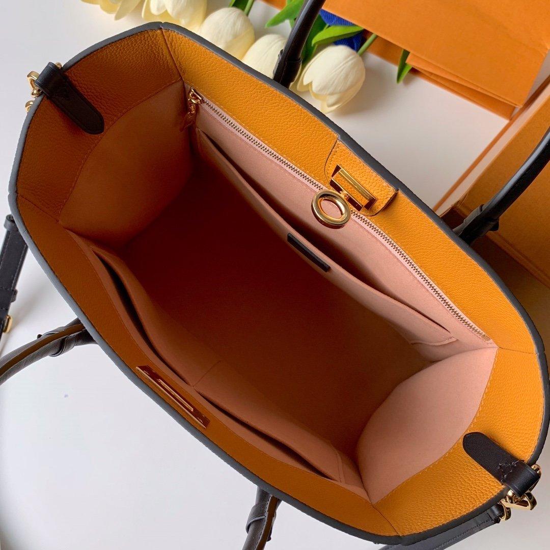 Louis Vuitton ON MY SIDE - Image 7