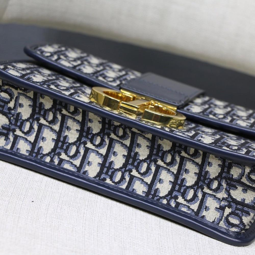 Dior 30 Montaigne Bag - Image 6