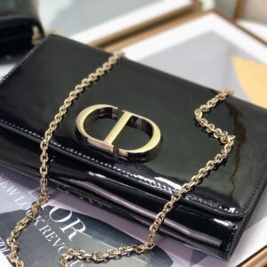 Dior 30 Montaigne Pouch
