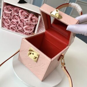 Louis Vuitton Bleeker Box Bag - Image 6