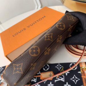 Louis Vuitton POCHETTE ACCESSOIRES - Image 8