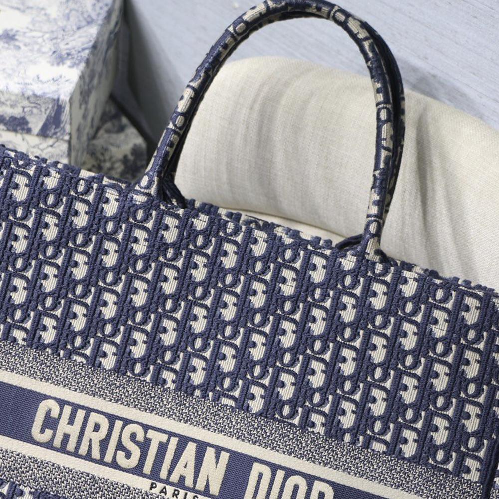 Dior Book Tote Blue - Image 5