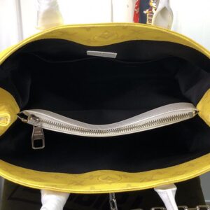 Louis Vuitton Tote Bag - Image 8
