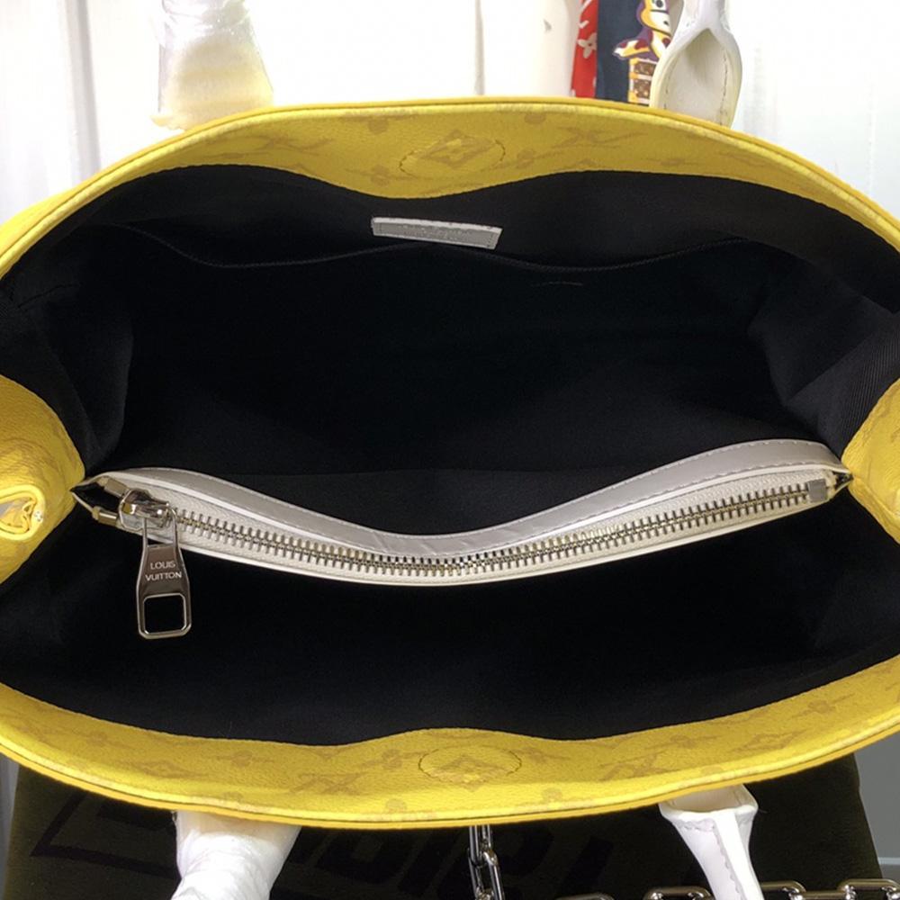 Louis Vuitton Tote Bag - Image 8