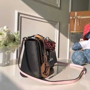 Louis Vuitton TWIST MM - Image 6