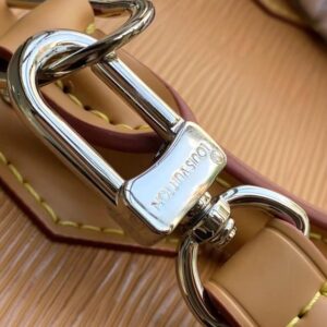 Louis Vuitton Alma BB Epi - Image 6
