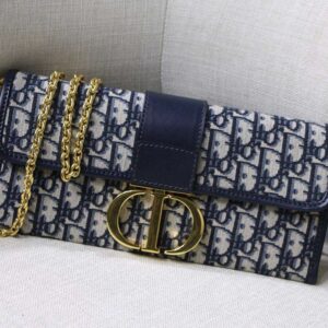 Dior 30 Montaigne Pouch - Image 3
