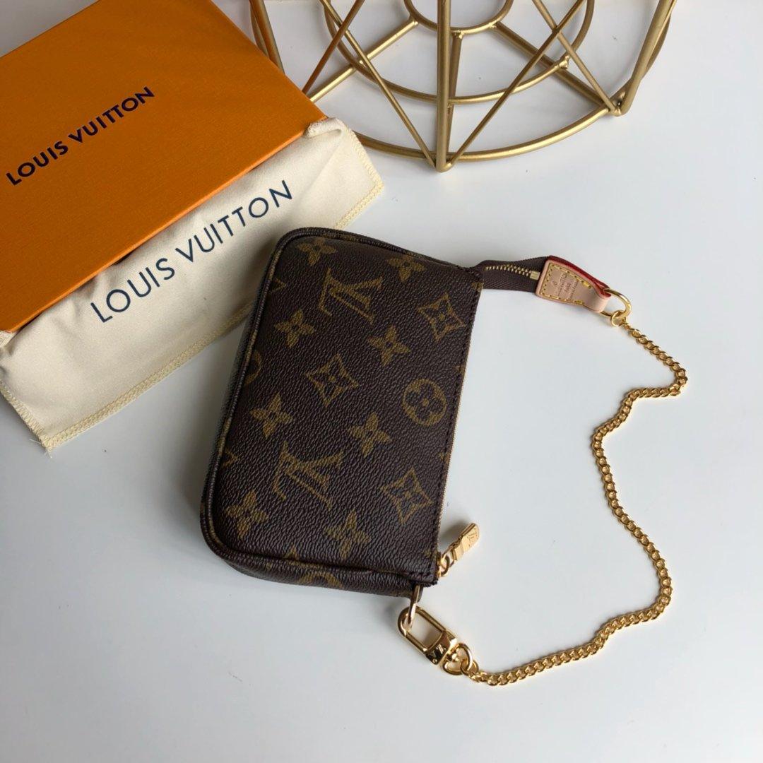 Louis Vuitton mini pochette accessoires on chain Monogram - Image 5