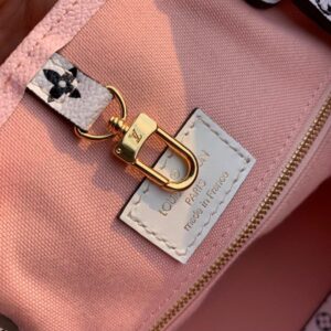Louis Vuitton ON THE GO GM - Image 7
