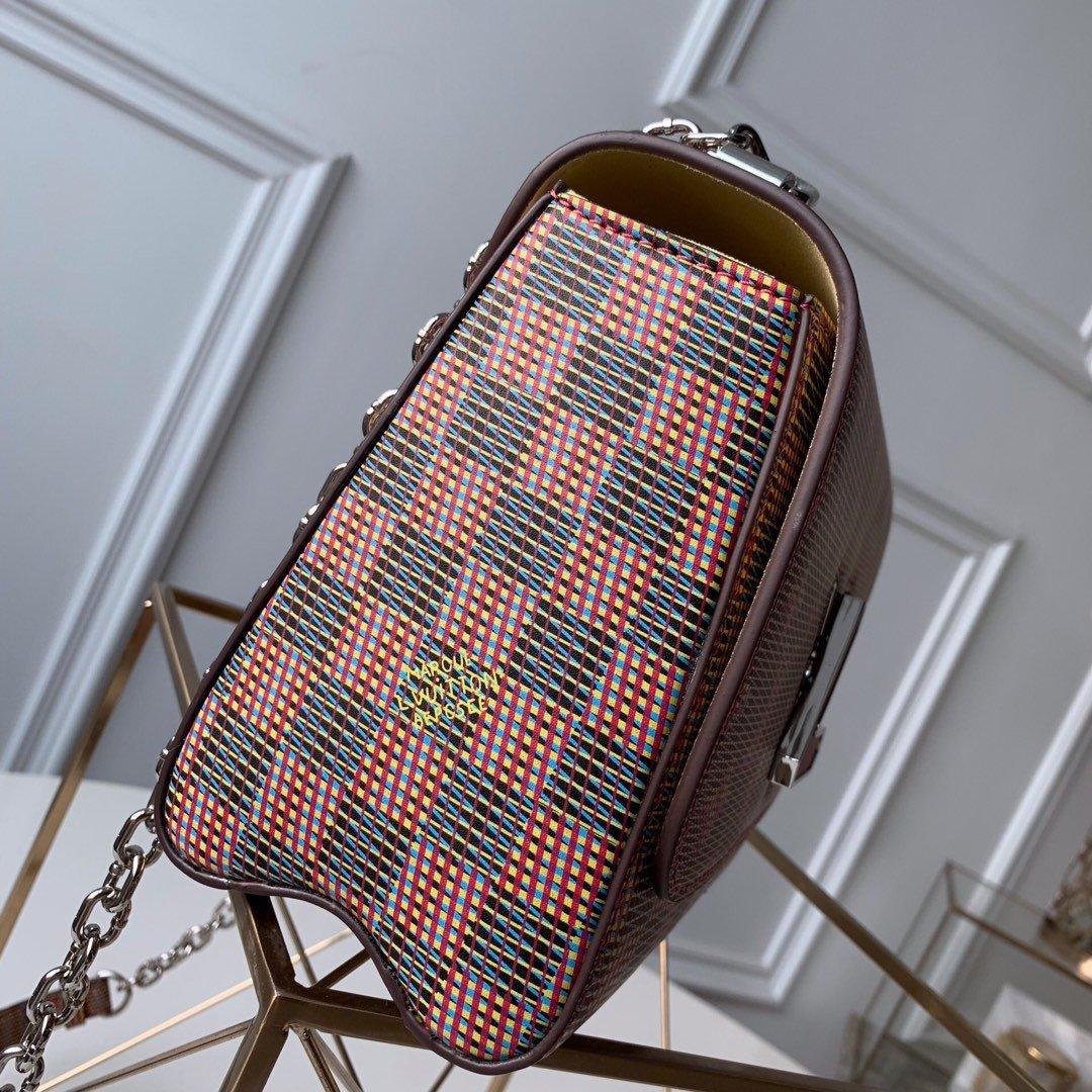 Louis Vuitton TWIST MM - Image 6