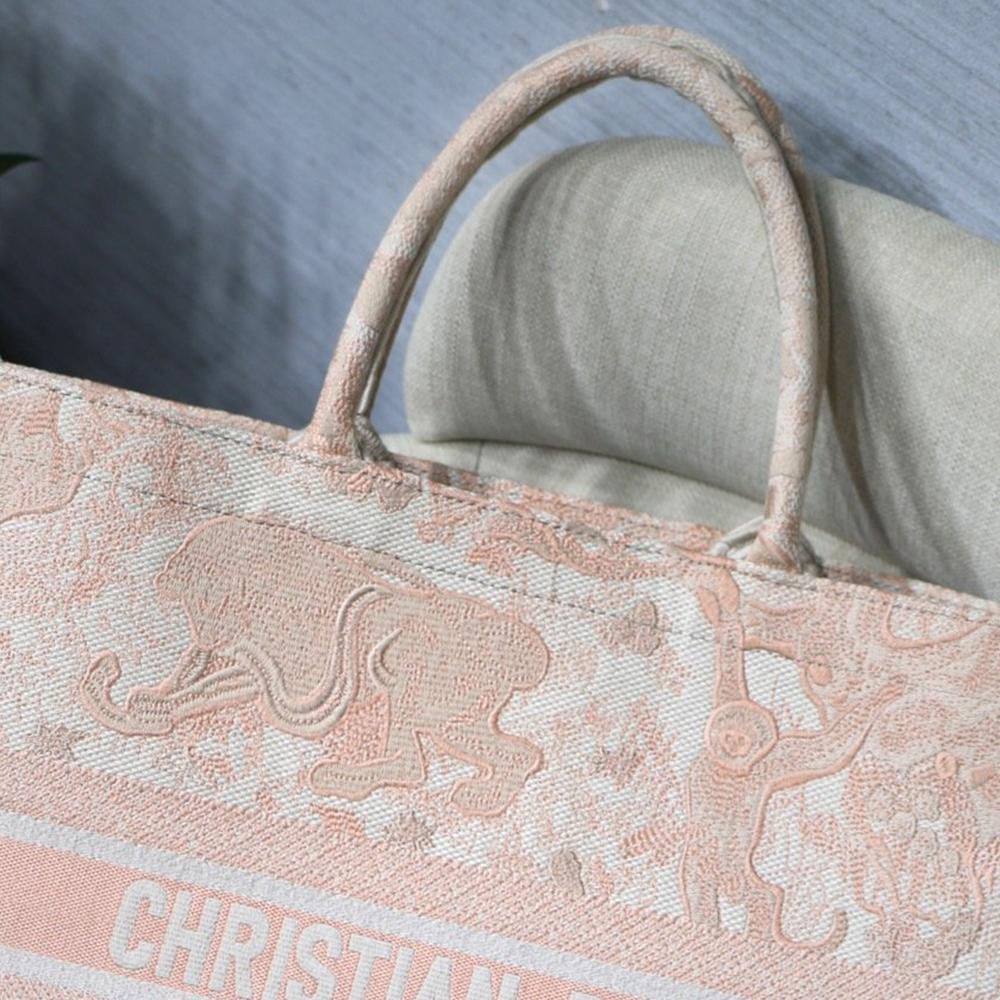 Dior Book Tote - Image 7