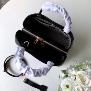 LV MONTAIGNE MM Black - Image 4