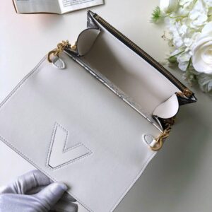 Louis Vuitton Wallet - Image 7