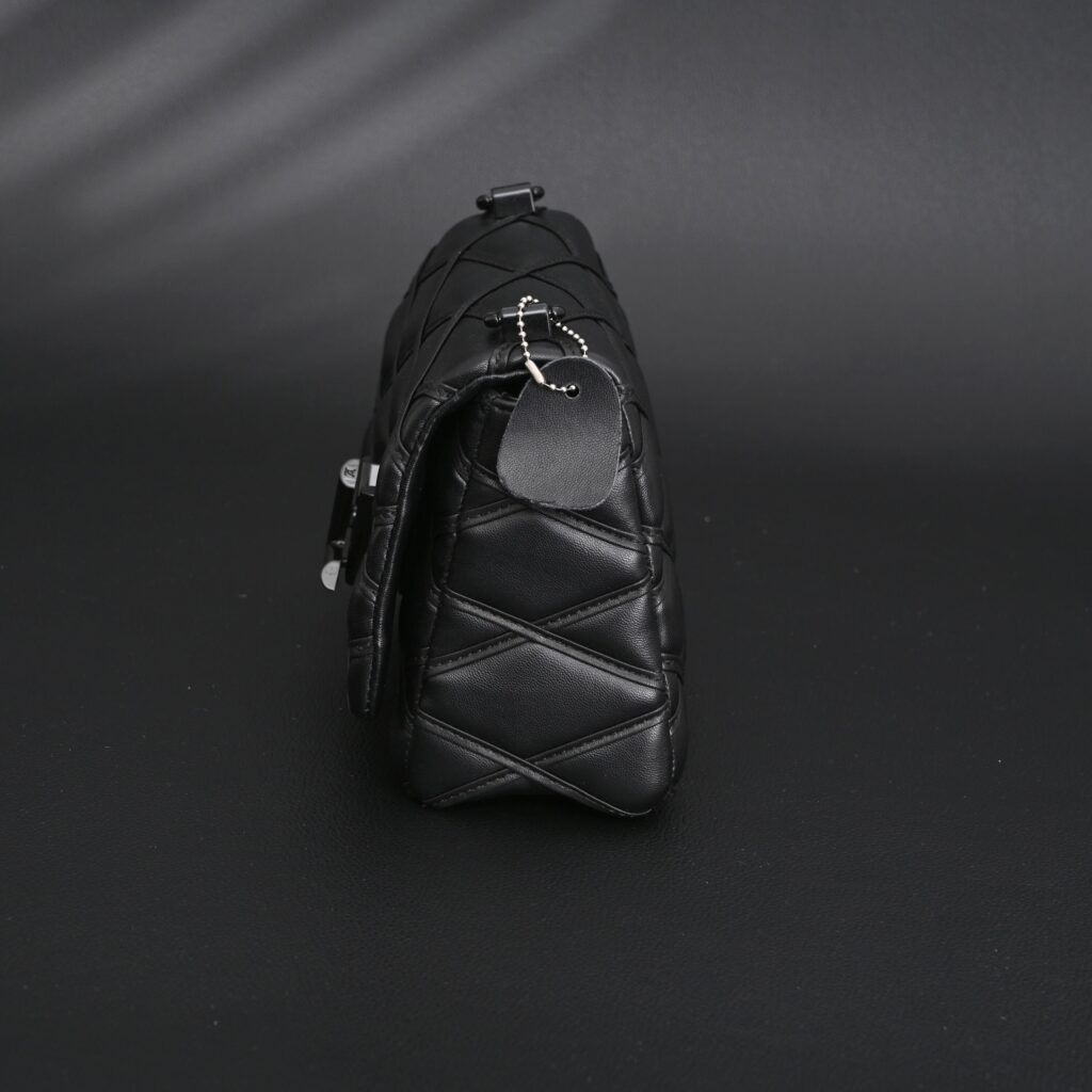 Louis Vuitton GO-14 MM Quilted Leather Chain Shoulder Bag – Black