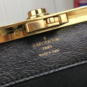 Louis Vuitton BOURSICOT EW - Image 8