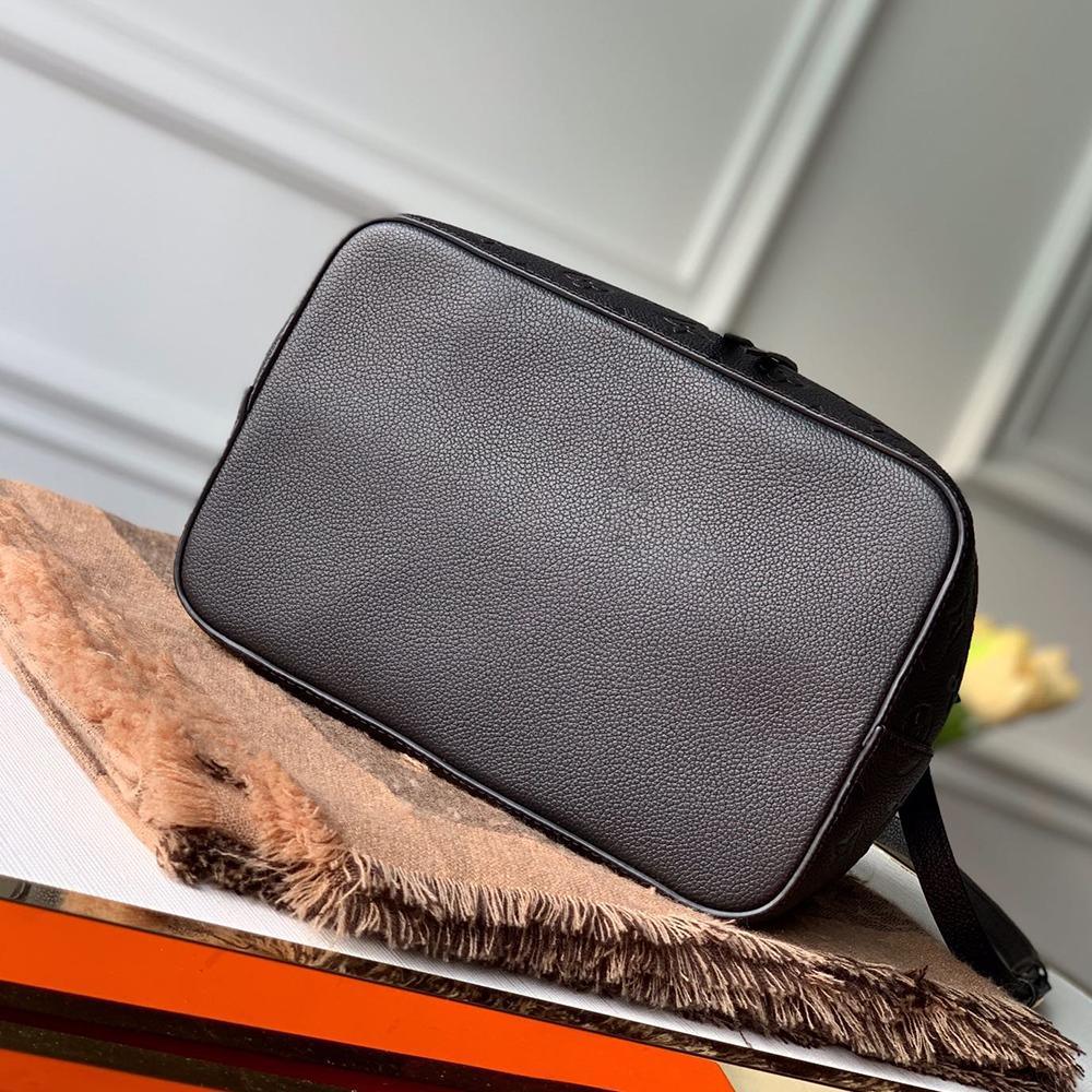 Louis Vuitton NÉONOÉ BB - Image 7