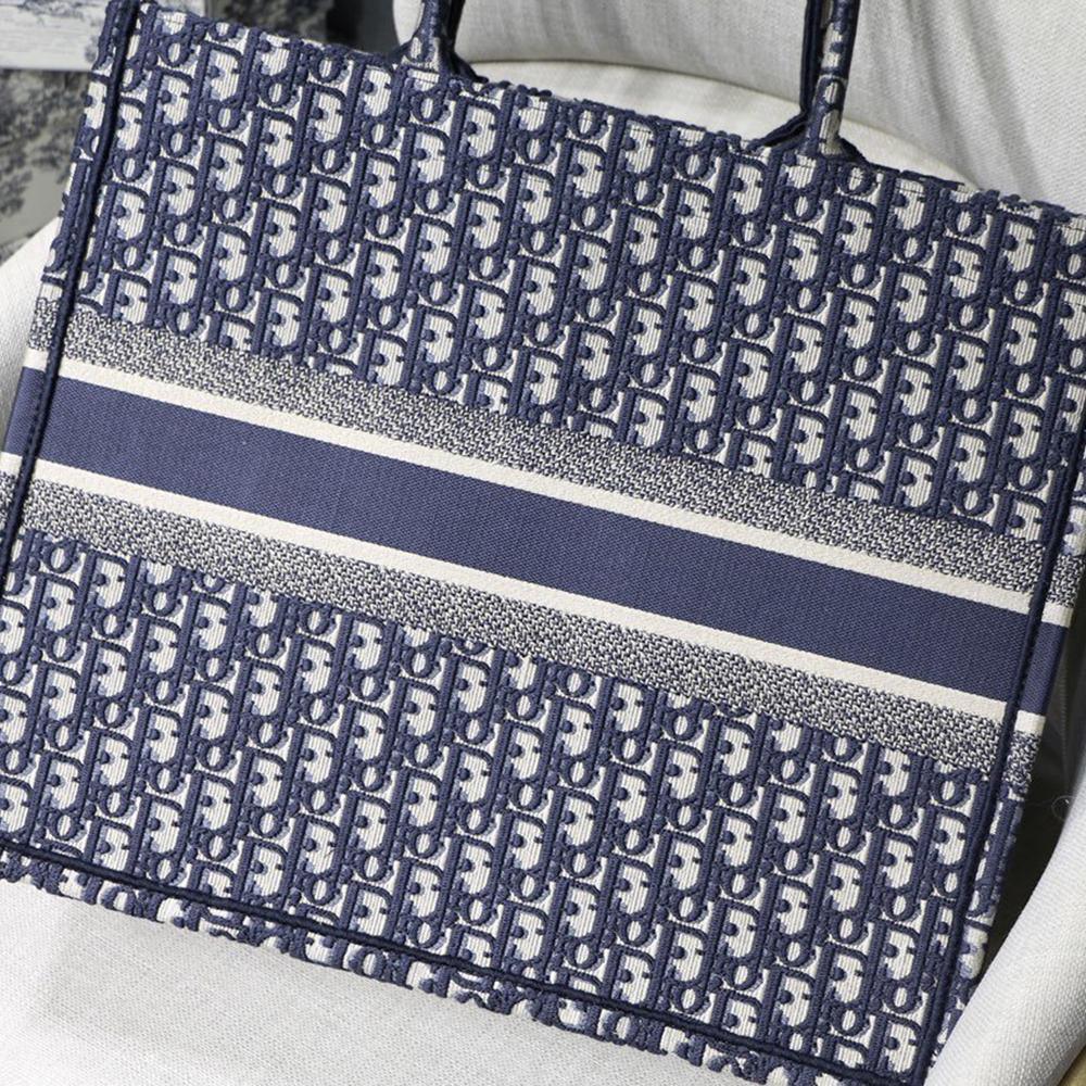 Dior Book Tote Blue - Image 7