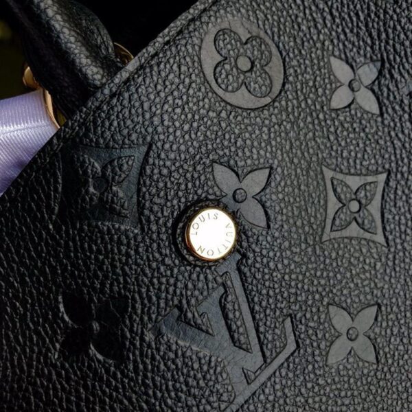 LV MONTAIGNE MM Black