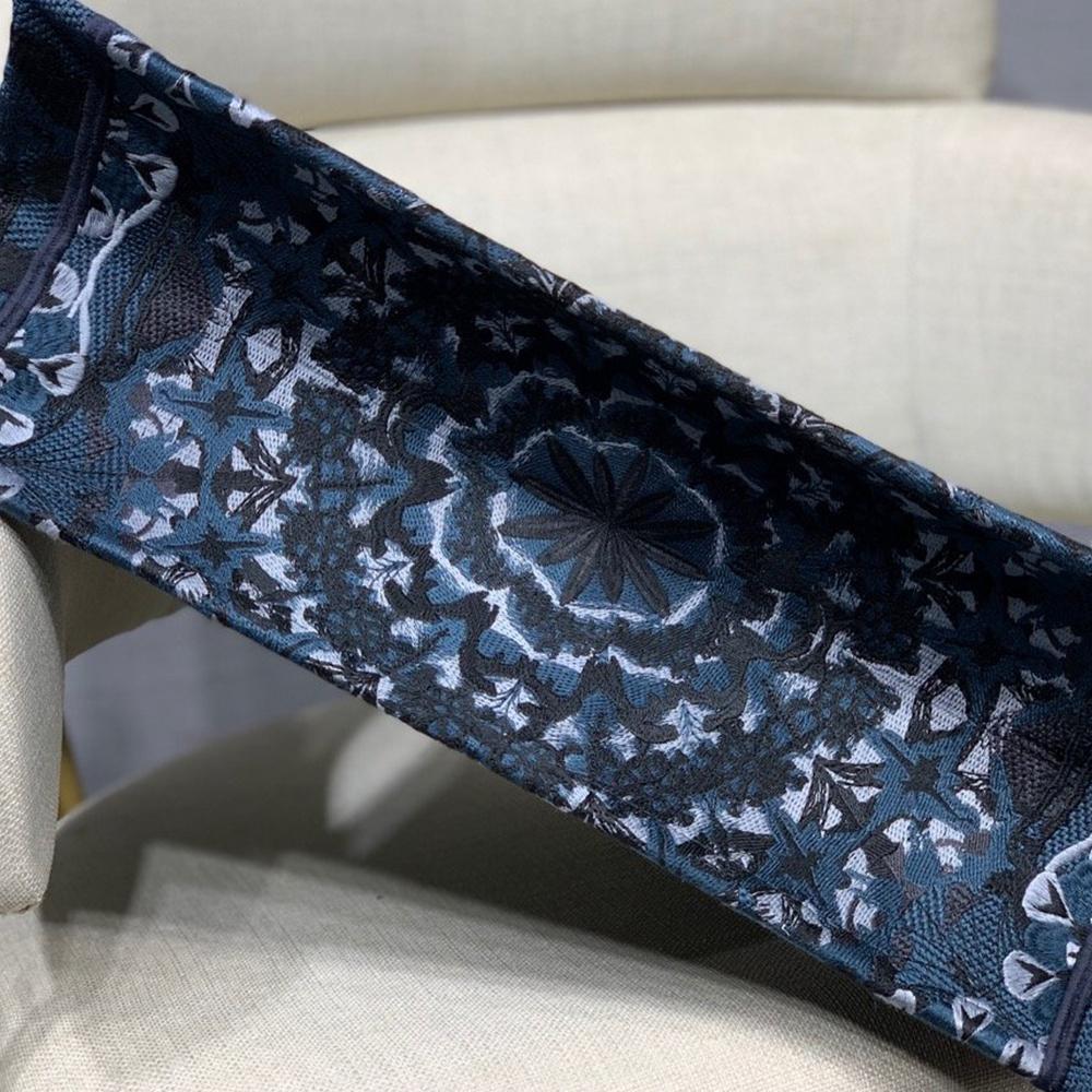 Dior Book Tote - Image 8