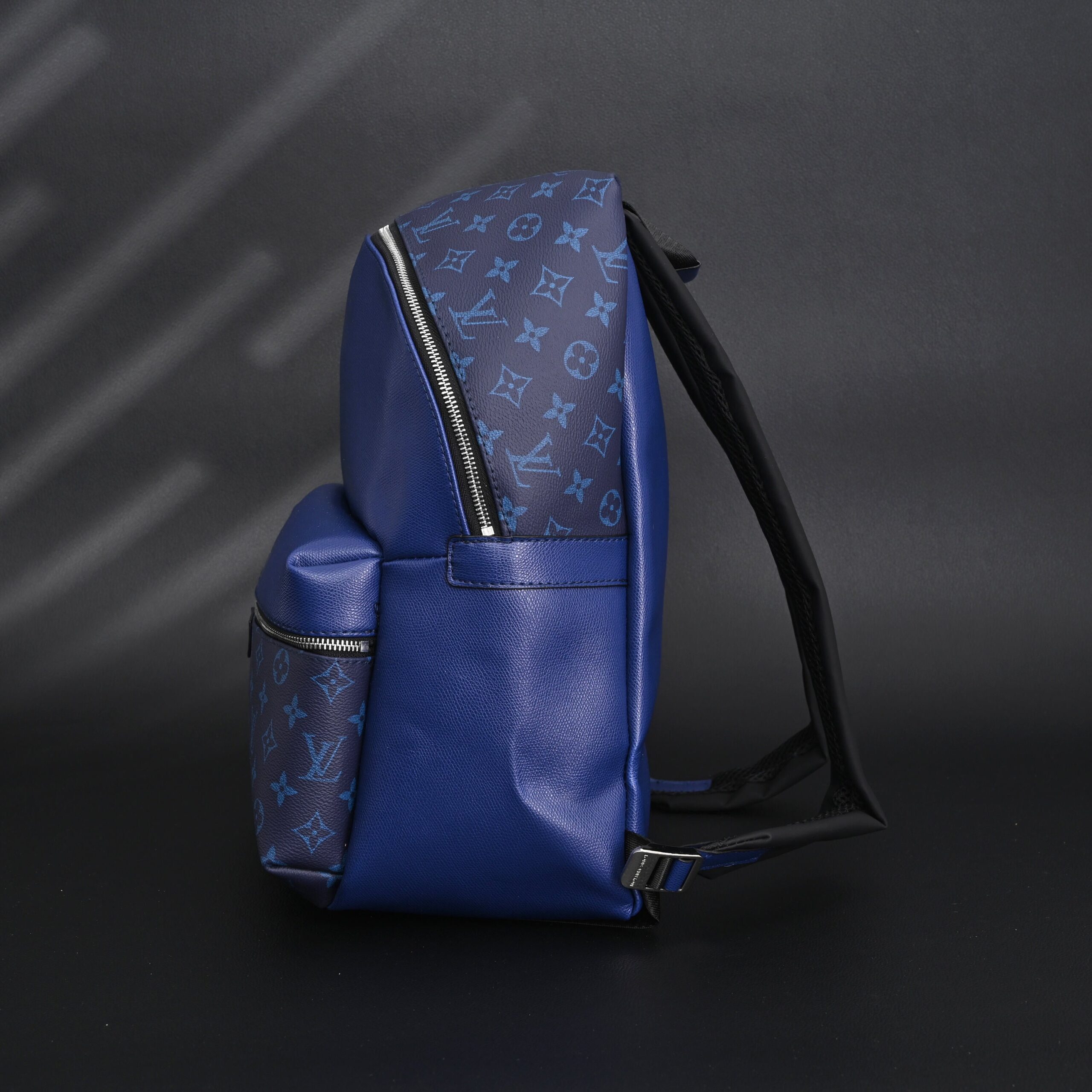 Louis Vuitton Discovery Backpack – Monogram Canvas in Blue - Image 8