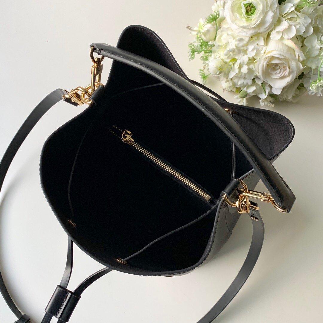 Louis Vuitton NÉONOÉ BB - Image 8