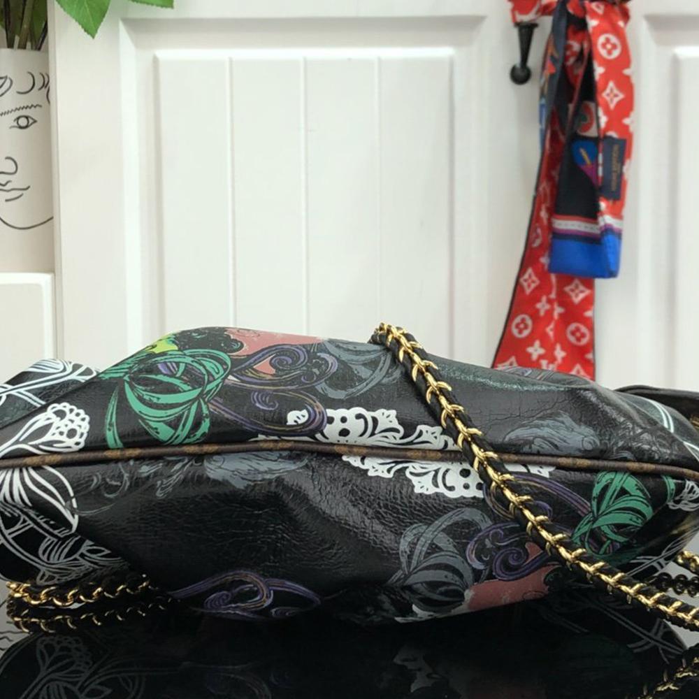 Louis Vuitton BOURSICOT EW - Image 9