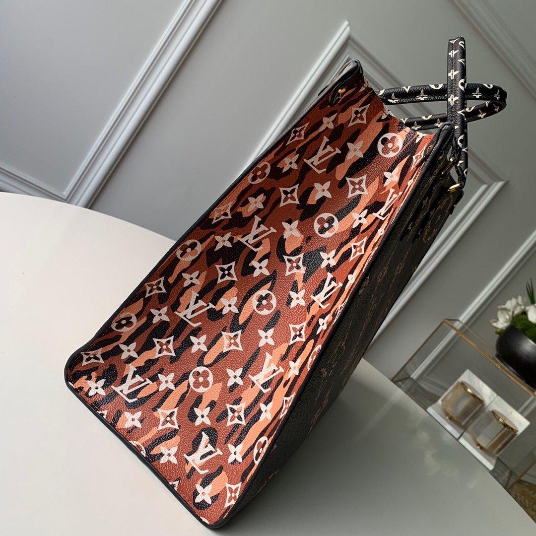 Louis Vuitton ON THE GO GM - Image 7