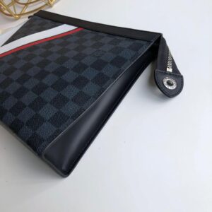 Louis Vuitton Toiletry Pouch - Image 8
