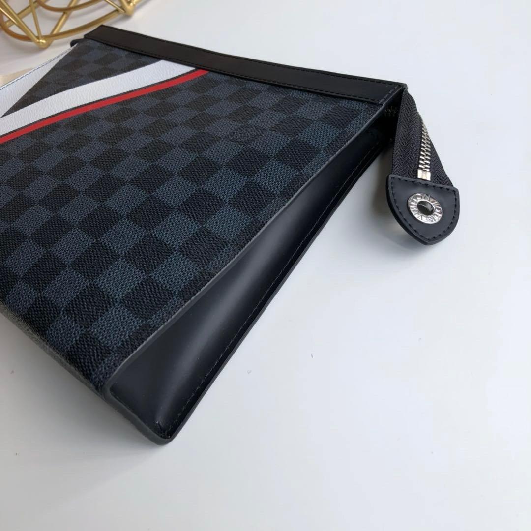 Louis Vuitton Toiletry Pouch - Image 8