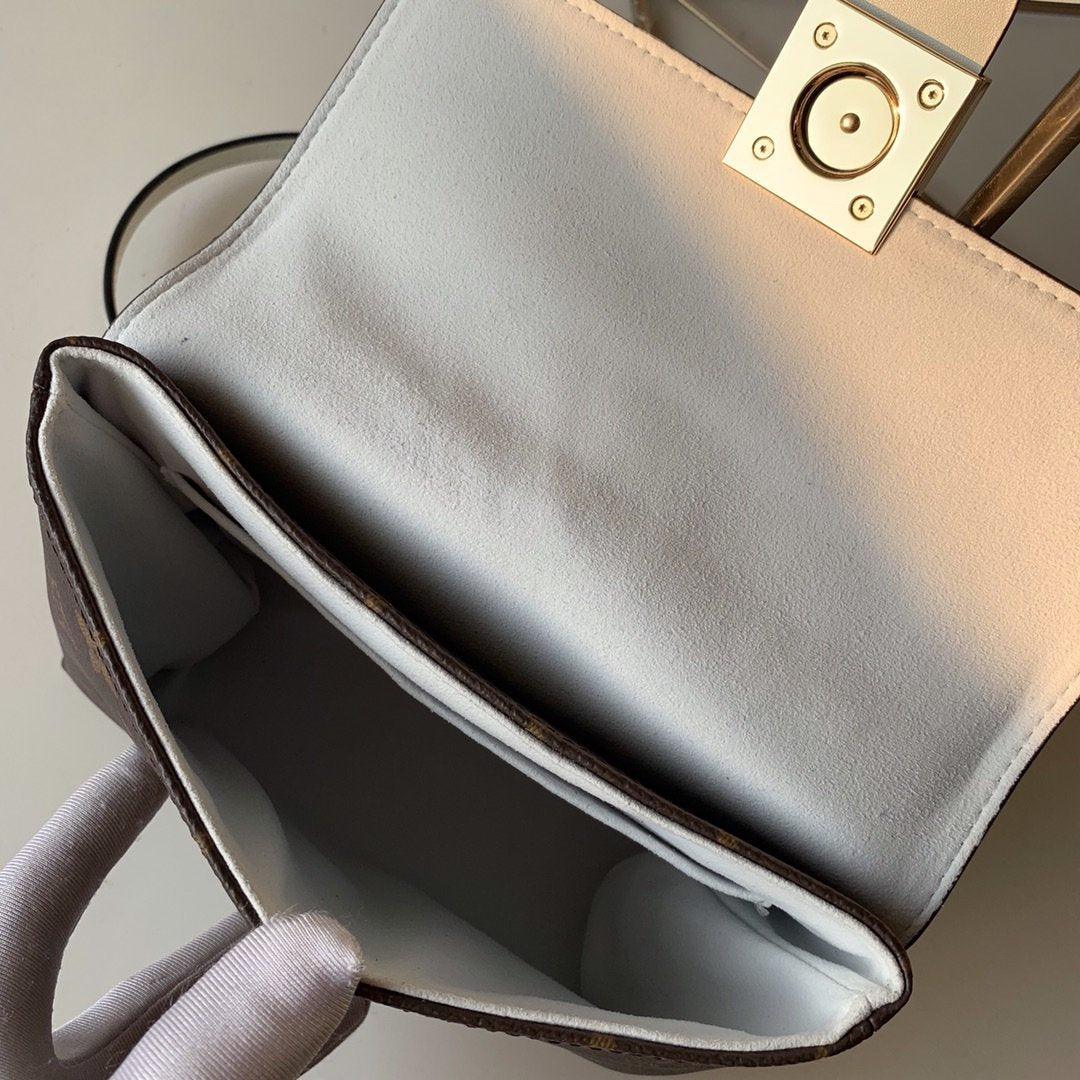 Louis Vuitton LOCKY BB Bag - Image 7