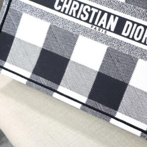 Dior Book Tote - Image 8