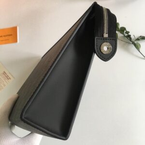 Louis Vuitton Toiletry Pouch - Image 8