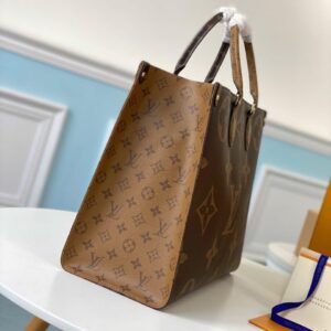 Louis Vuitton ON THE GO GM - Image 7