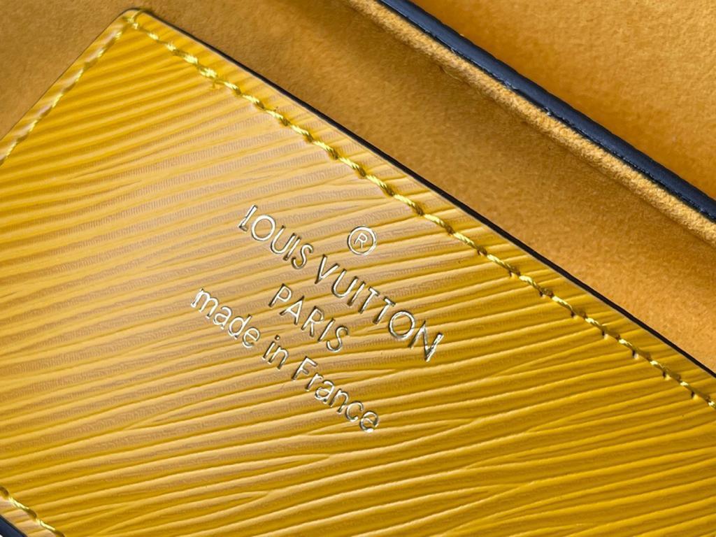 Louis Vuitton TWIST MM - Image 9