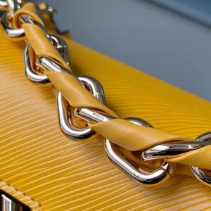 Louis Vuitton TWIST MM - Image 2