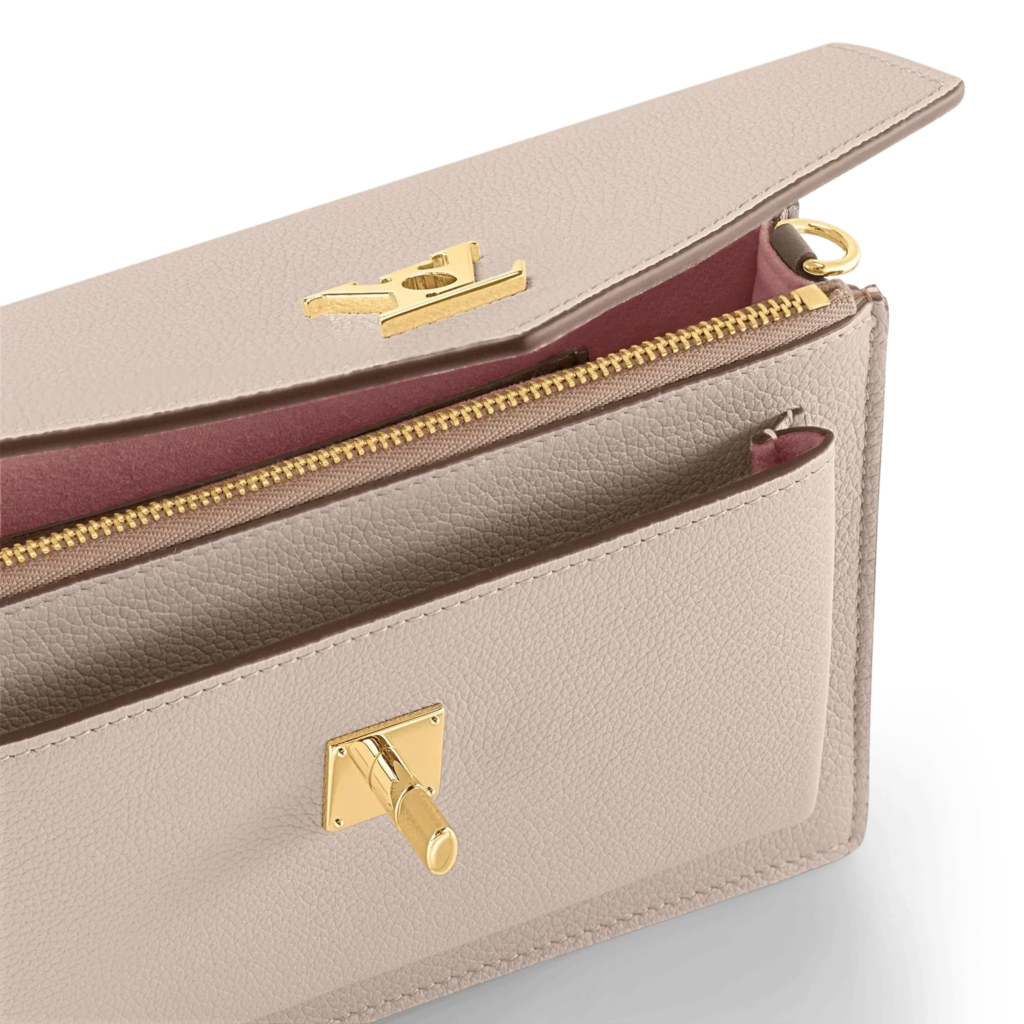 LV MyLockme chain pochette