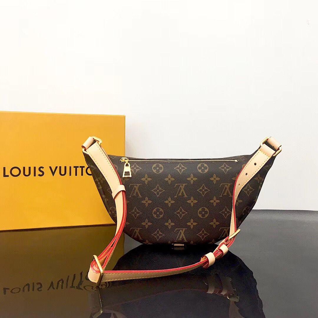 Louis Vuitton Bumbag Monogram canvas - Image 8
