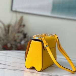 Louis Vuitton TWIST MM - Image 7