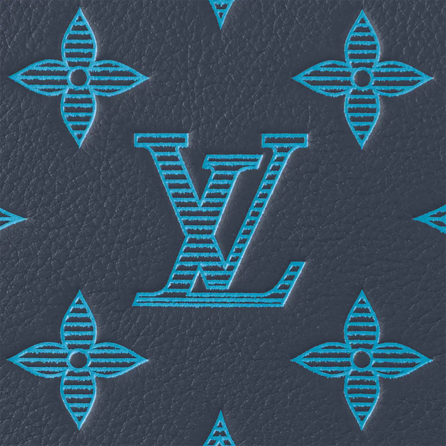 Louis Vuitton Trio Messenger - Image 2